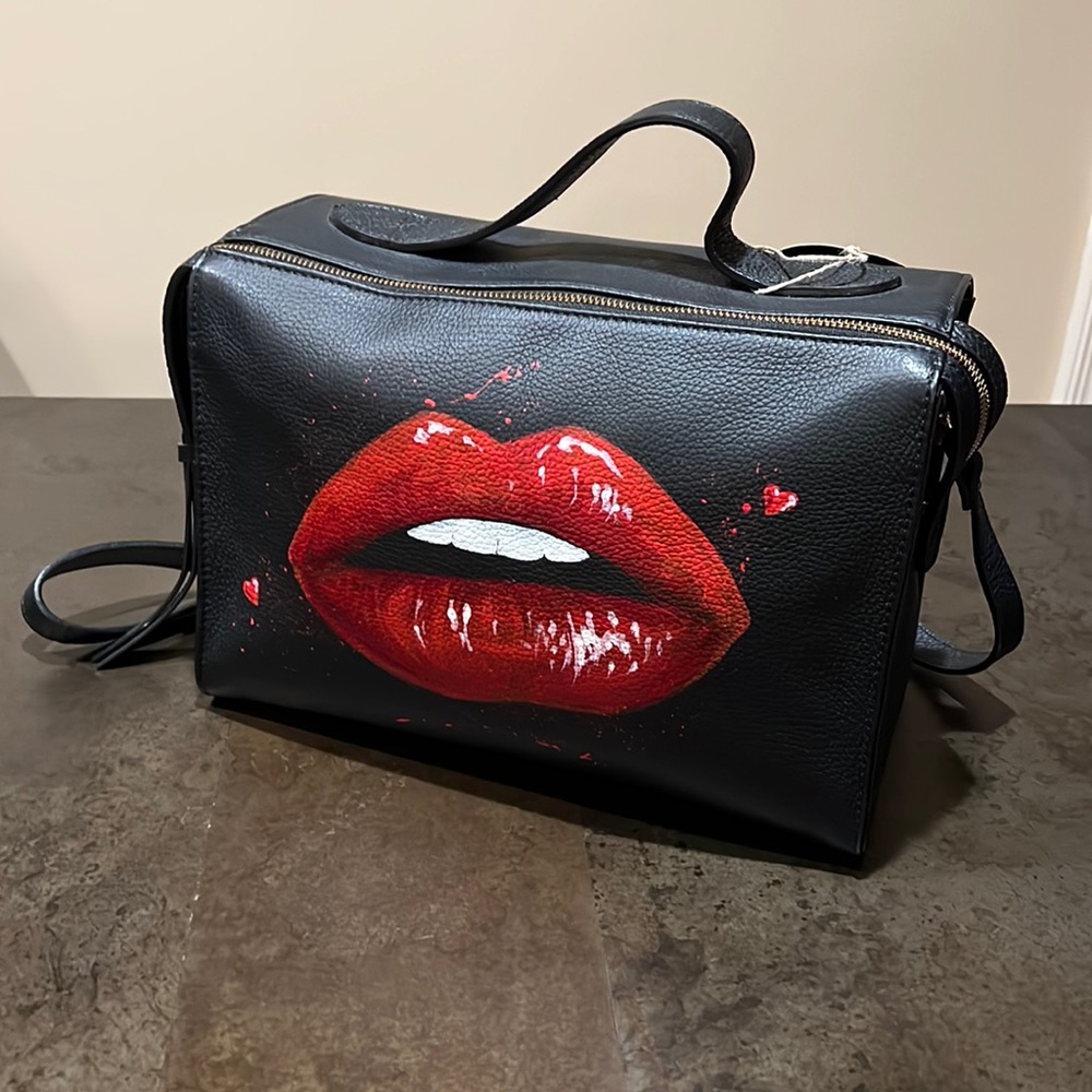 mieraT    Black Leather Lips  Satchel.  NWT